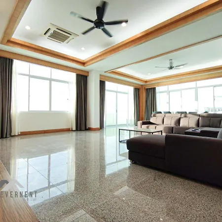 Bay Resort Penthouse By Evernent Miri Exterior photo