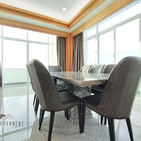 Bay Resort Penthouse By Evernent Miri Exterior photo