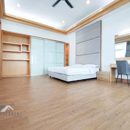 Bay Resort Penthouse By Evernent Miri Exterior photo