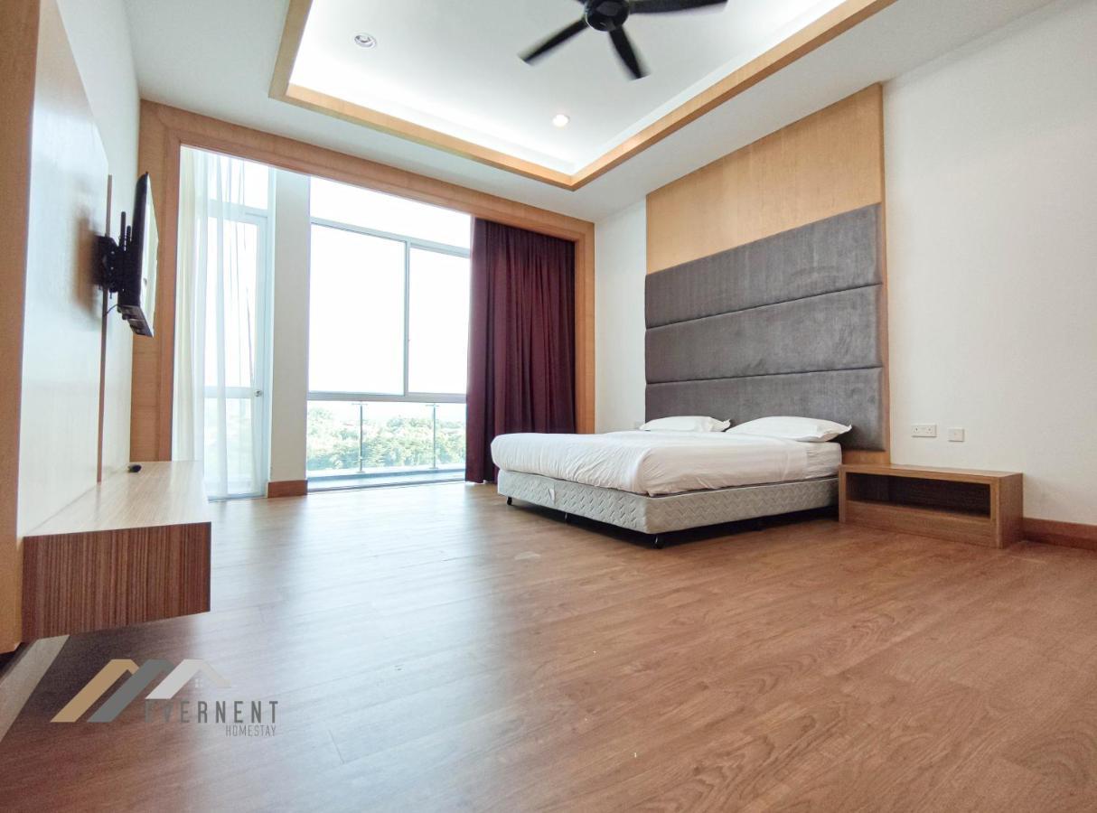 Bay Penthouse By Evernent Miri